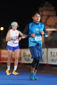 BIB: 42628, 101
                            <button type="button" onclick="openModal(19772771)" class="btn btn-primary btn-sm float-right btn-popup" data-toggle="modal" data-target=".modal-high-quality">
                        <i class="fas fa-shopping-cart"></i> Add to Cart
                    </button>
                                            <button type="button" onclick="isThisMe(19772771, true)" class="btn btn-success btn-sm float-right btn-popup btn-isme hidden" data-toggle="tooltip" data-placement="bottom" title="นี่คือรูปของคุณใช่ไหม คลิกที่นี่เพื่อเอาเข้าอัลบั้ม">
                        <i class="fas fa-plus"></i> Add to album
                    </button>
                    <button type="button" onclick="isThisMe(19772771, false)" class="btn btn-warning btn-sm float-right btn-popup btn-isnotme hidden">
                        <i class="fas fa-ban"></i> Remove from album
                    </button>